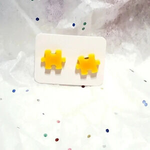 𝅺YELLOW puzzle piece boutique stud earrings